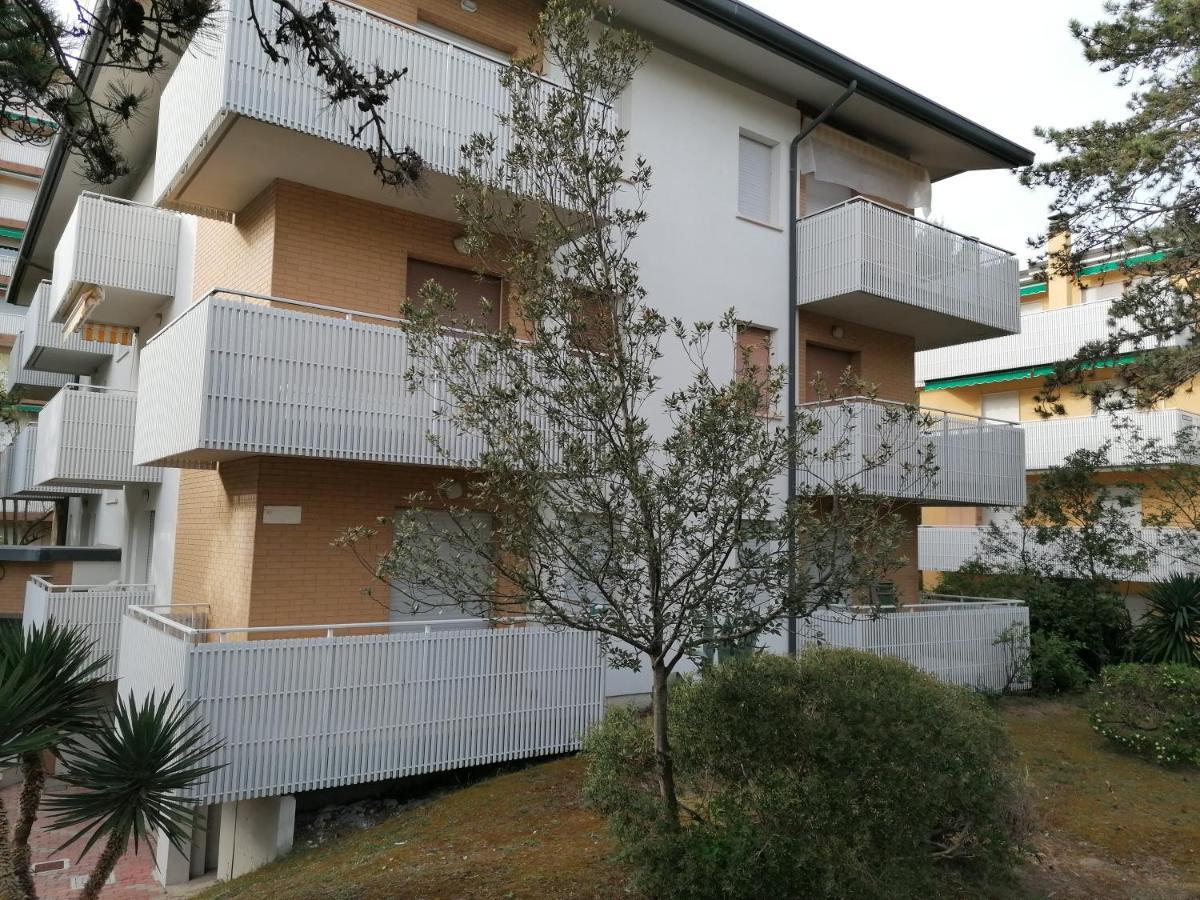 Rosa Apartment *